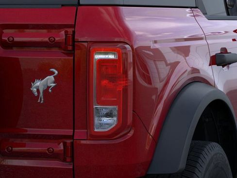 New 2025 Ford Bronco 4-Door AWD/4WD image 23