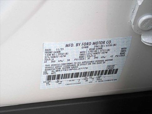 Used 2023 Lincoln Aviator Reserve w/ Equipment Group 201A AWD/4WD image 15