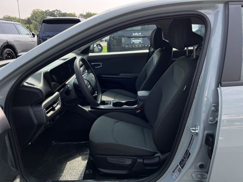New 2026 Kia K4 FWD image 18