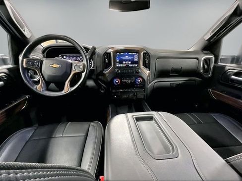 Used 2021 Chevrolet Silverado 2500 High Country AWD/4WD image 9