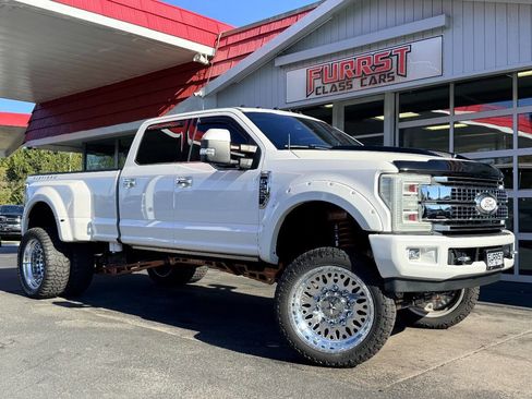Used 2017 Ford F350 Platinum w/ Platinum Ultimate Package image 1