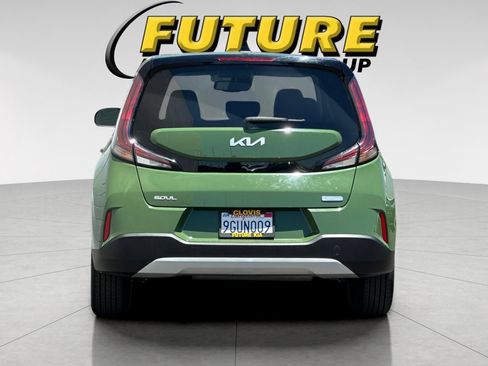 Used 2023 Kia Soul EX FWD image 5