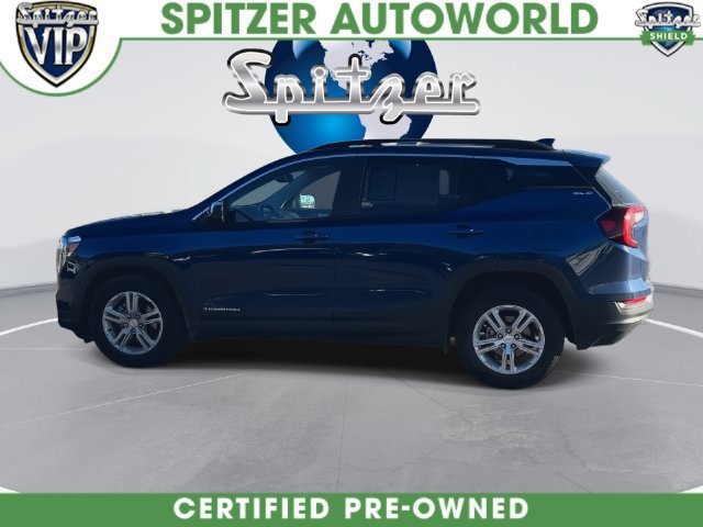 Used 2023 GMC Terrain SLE w/ Driver Convenience Package FWD image 11