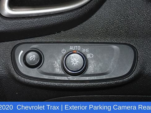 Used 2020 Chevrolet Trax LS FWD image 9
