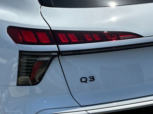 New 2026 Audi Q3 quattro 2.0T AWD/4WD image 28