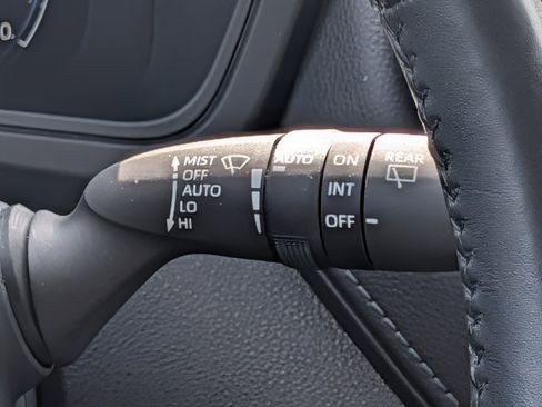 Used 2024 Toyota Grand Highlander AWD image 24