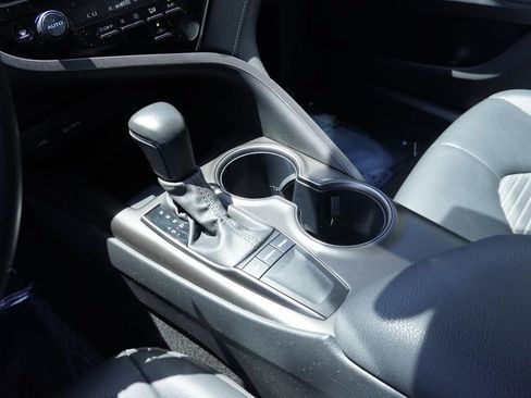 Used 2024 Toyota Camry SE FWD image 16