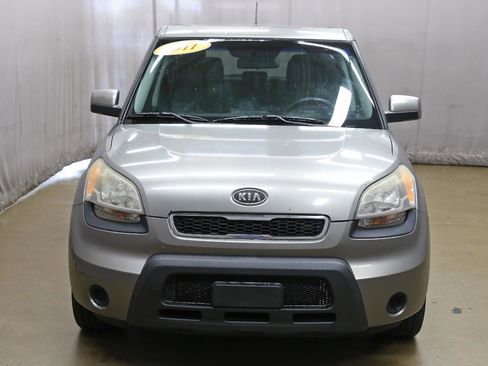 Used 2011 Kia Soul + image 16