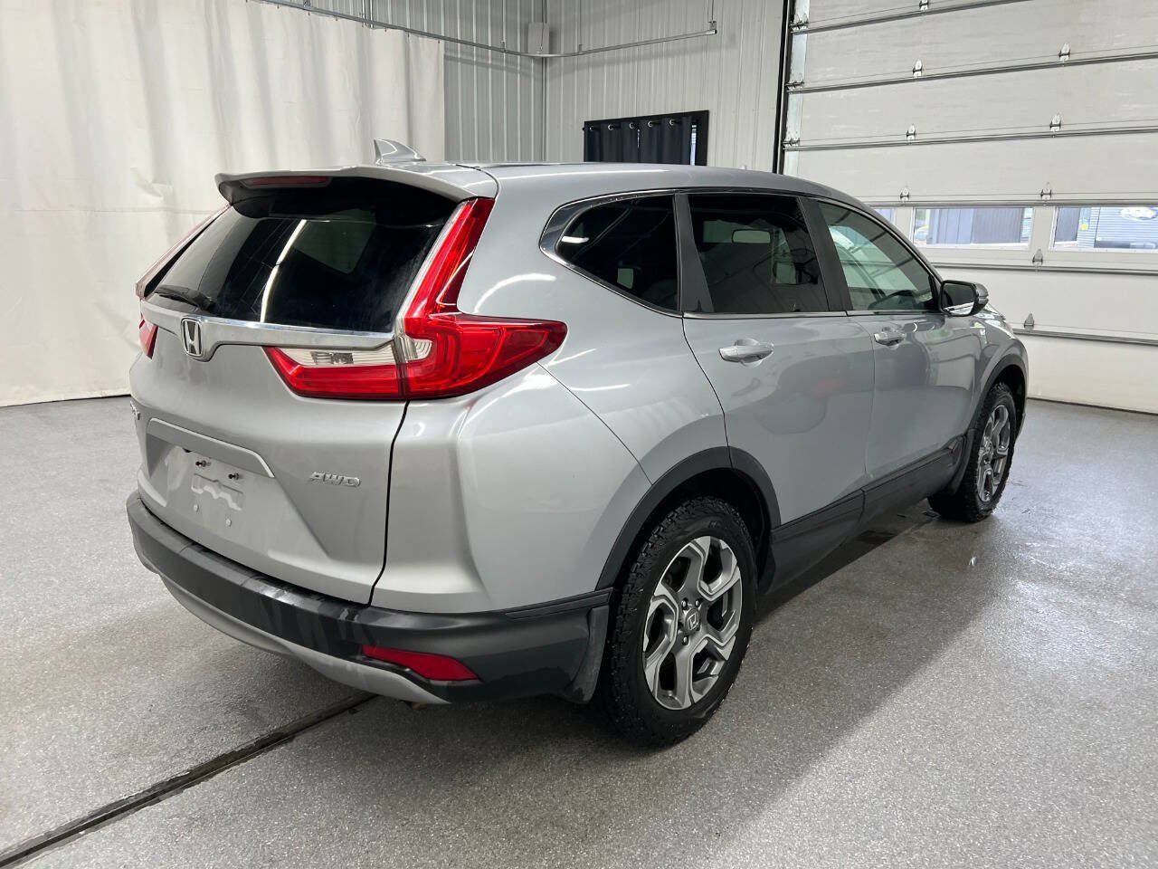 Used 2017 Honda CR-V EX-L image 4