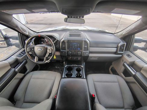 Used 2020 Ford F350 XLT w/ XLT Premium Package image 2