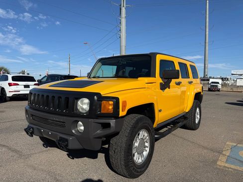 Used 2007 HUMMER H3 image 4