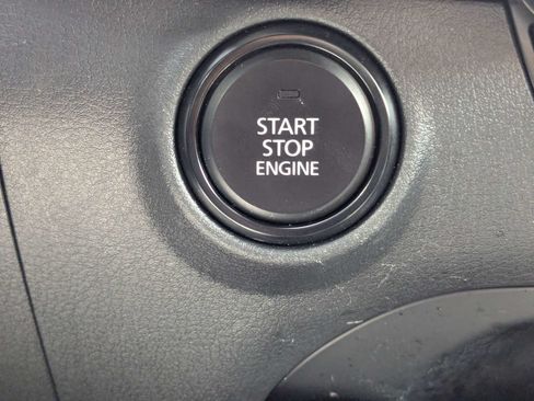 Used 2024 MAZDA MAZDA3 s FWD image 30