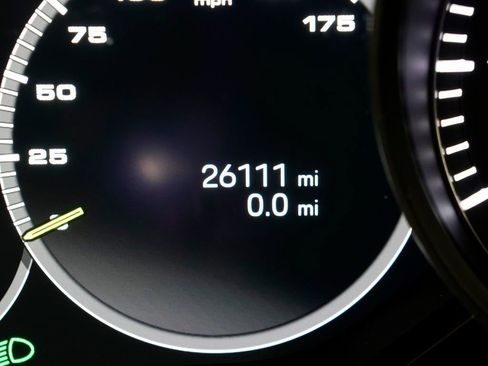 Used 2022 Porsche Cayenne E-Hybrid image 22