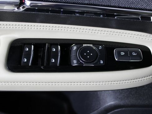 Used 2025 Lincoln Corsair Reserve w/ Equipment Group 202A image 22