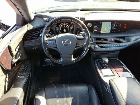 Used 2019 Lexus LS 500h 500h Base image 14