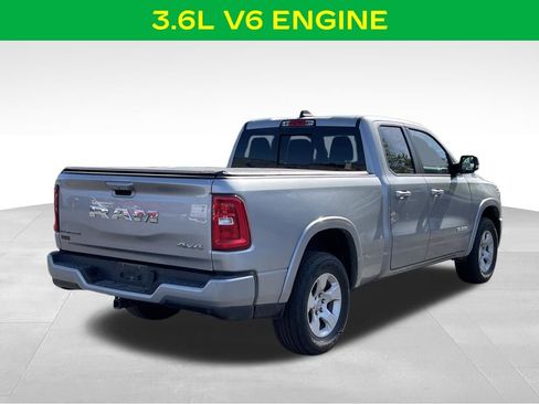 Used 2025 RAM 1500 Big Horn AWD/4WD image 9