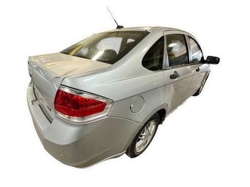 Used 2009 Ford Focus SE FWD image 5