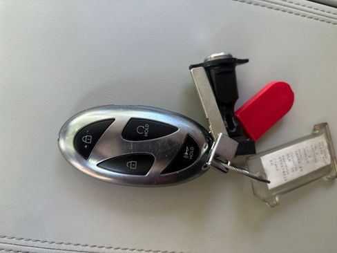 Used 2026 Hyundai Santa Fe SEL FWD image 22