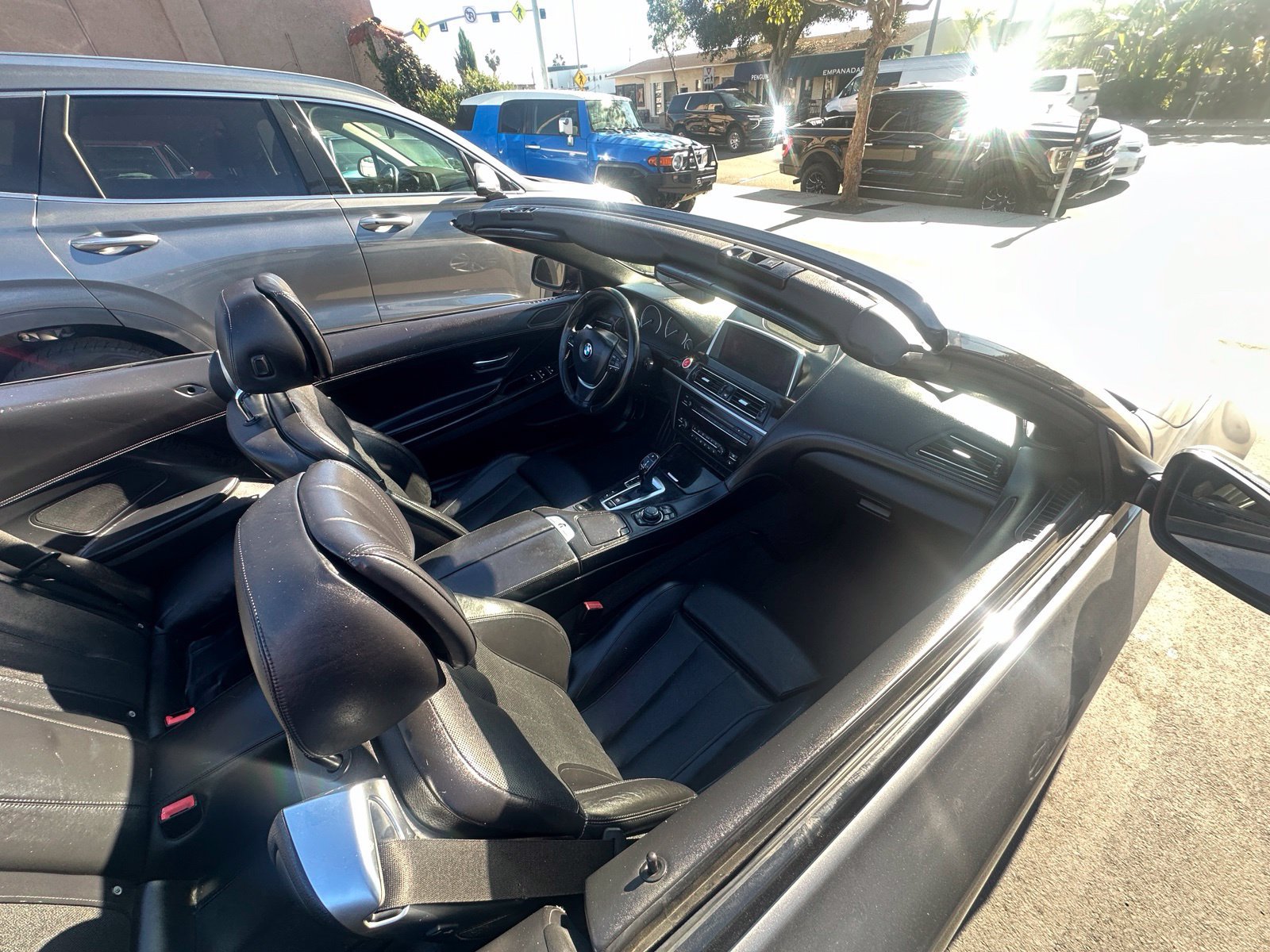 Used 2012 BMW 650i Convertible RWD image 3