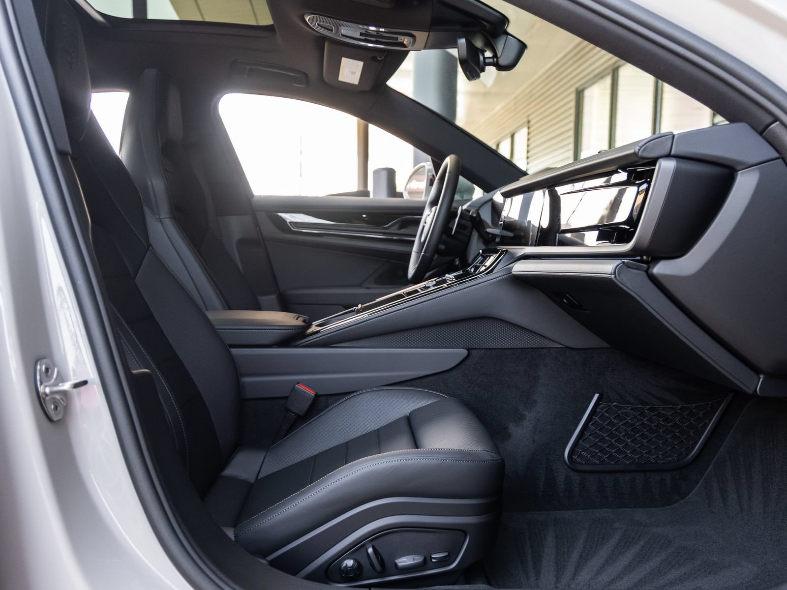 New 2026 Porsche Panamera 4 AWD/4WD image 46