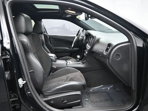 Used 2023 Dodge Charger Scat Pack w/ Daytona Edition Group image 32