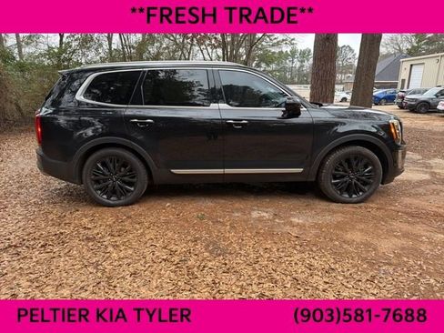 Certified 2022 Kia Telluride SX w/ Towing Package image 14