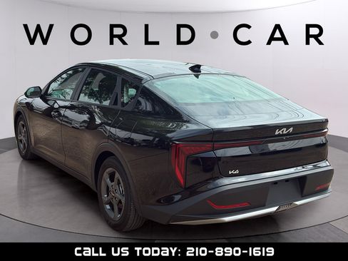 Used 2025 Kia K4 FWD image 13