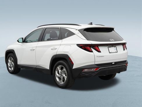 Used 2024 Hyundai Tucson SEL FWD image 6