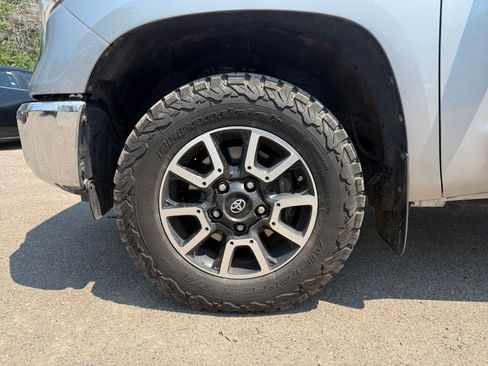 Used 2016 Toyota Tundra SR5 w/ TRD Off Road Package AWD/4WD image 26