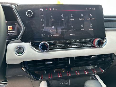 Used 2023 GMC Canyon AT4X image 25