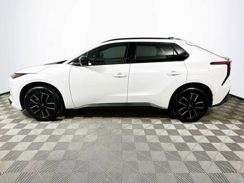 New 2026 Subaru Solterra Premium image 4