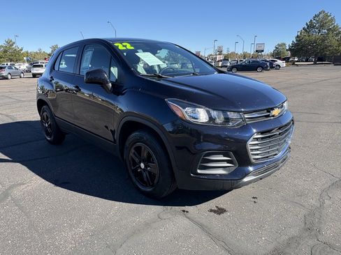 Used 2022 Chevrolet Trax LS image 2