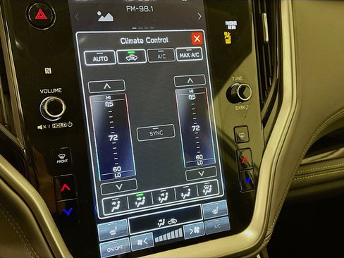 Used 2025 Subaru Outback Onyx Edition image 23