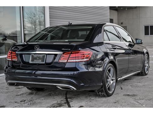 Used 2016 Mercedes-Benz E 350 4MATIC Sedan image 8