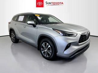 Used 2023 Toyota Highlander XLE video 1
