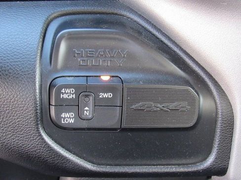 Used 2024 RAM 3500 Big Horn image 22