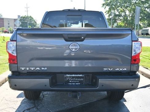 Used 2024 Nissan Titan SV AWD/4WD image 6
