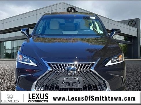 New 2025 Lexus ES 350 w/ Premium Package image 2