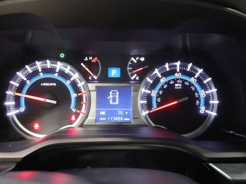 Used 2014 Toyota 4Runner SR5 Premium AWD/4WD image 38