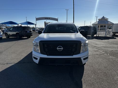 Used 2023 Nissan Titan S RWD image 10