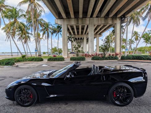 Used 2007 Chevrolet Corvette Convertible w/ Preferred Equipment Group image 9