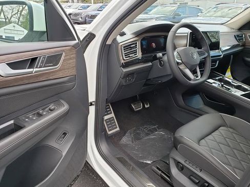 New 2026 Volkswagen Atlas SEL Premium R-Line AWD/4WD image 6