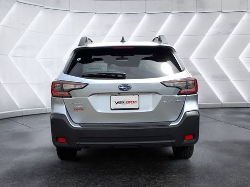 Used 2025 Subaru Outback Premium AWD/4WD image 5