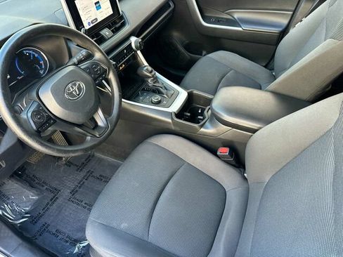 Used 2023 Toyota RAV4 LE AWD/4WD image 10