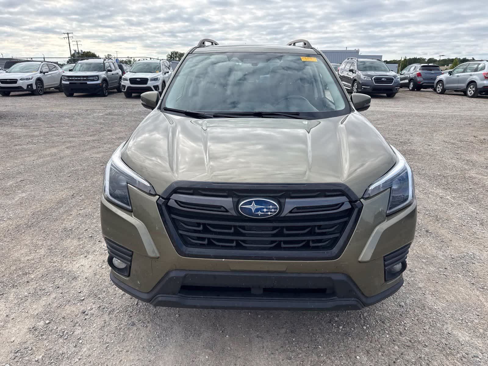 Used 2023 Subaru Forester Limited w/ Popular Package #2 AWD/4WD image 10