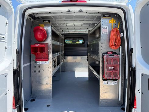Used 2022 Mercedes-Benz Sprinter 2500 image 27