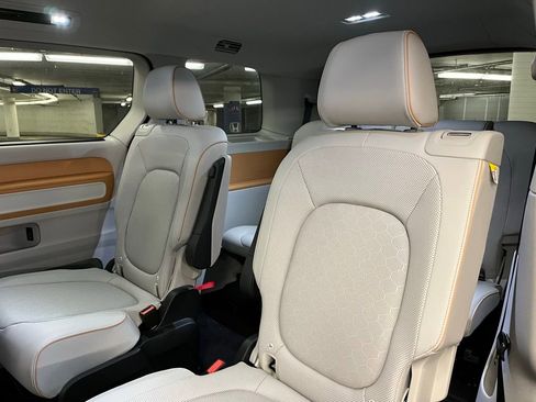 New 2025 Volkswagen ID. Buzz 1st Edition image 21