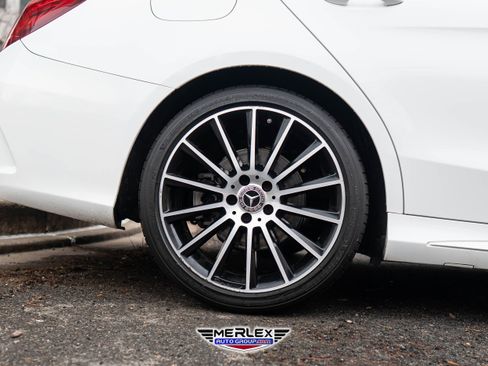 Used 2018 Mercedes-Benz C 300 Sedan w/ AMG Line image 11