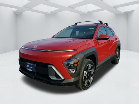 Certified 2024 Hyundai Kona SEL w/ Convenience Package image 10