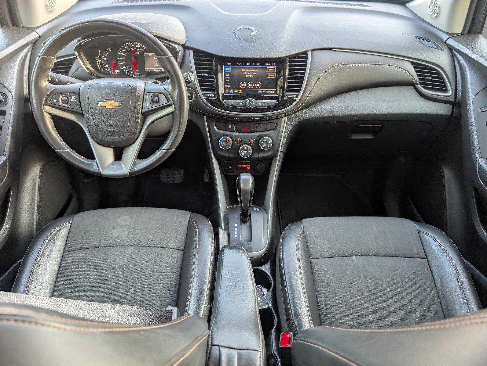 Used 2022 Chevrolet Trax LT w/ LT Convenience Package FWD image 32